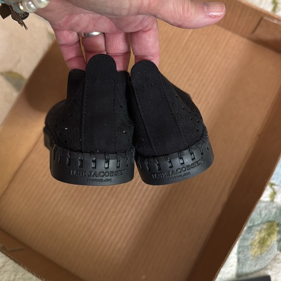 Ilse Jacobsen Black Slip-On Footwear 147 - Picture 4 of 5